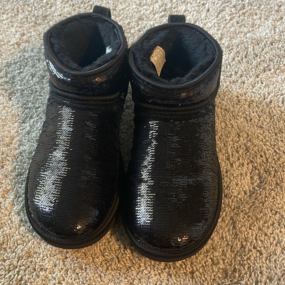 UGG sequins black boots